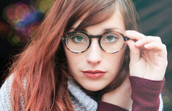 How To Style Glasses And Bangs Like A Fashionista? - Calmshops.co.uk