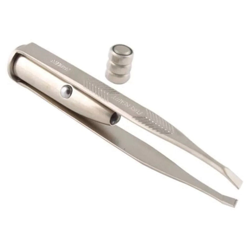 LED Tweezers - Eyebrows Pair of Tweezers with batteries - Calmshops.co.uk